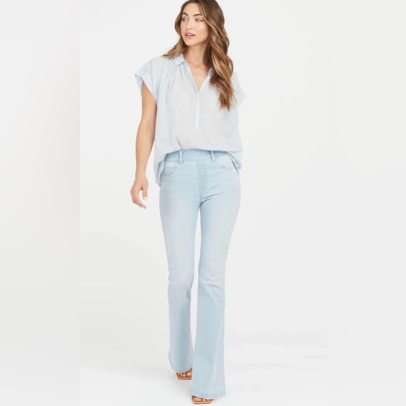 Spanx Flare Jeans women’s size L light wash blue denim - Picture 1 of 5